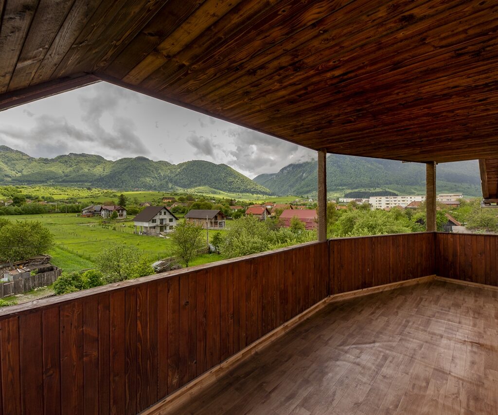 Pensiunea Carmi House